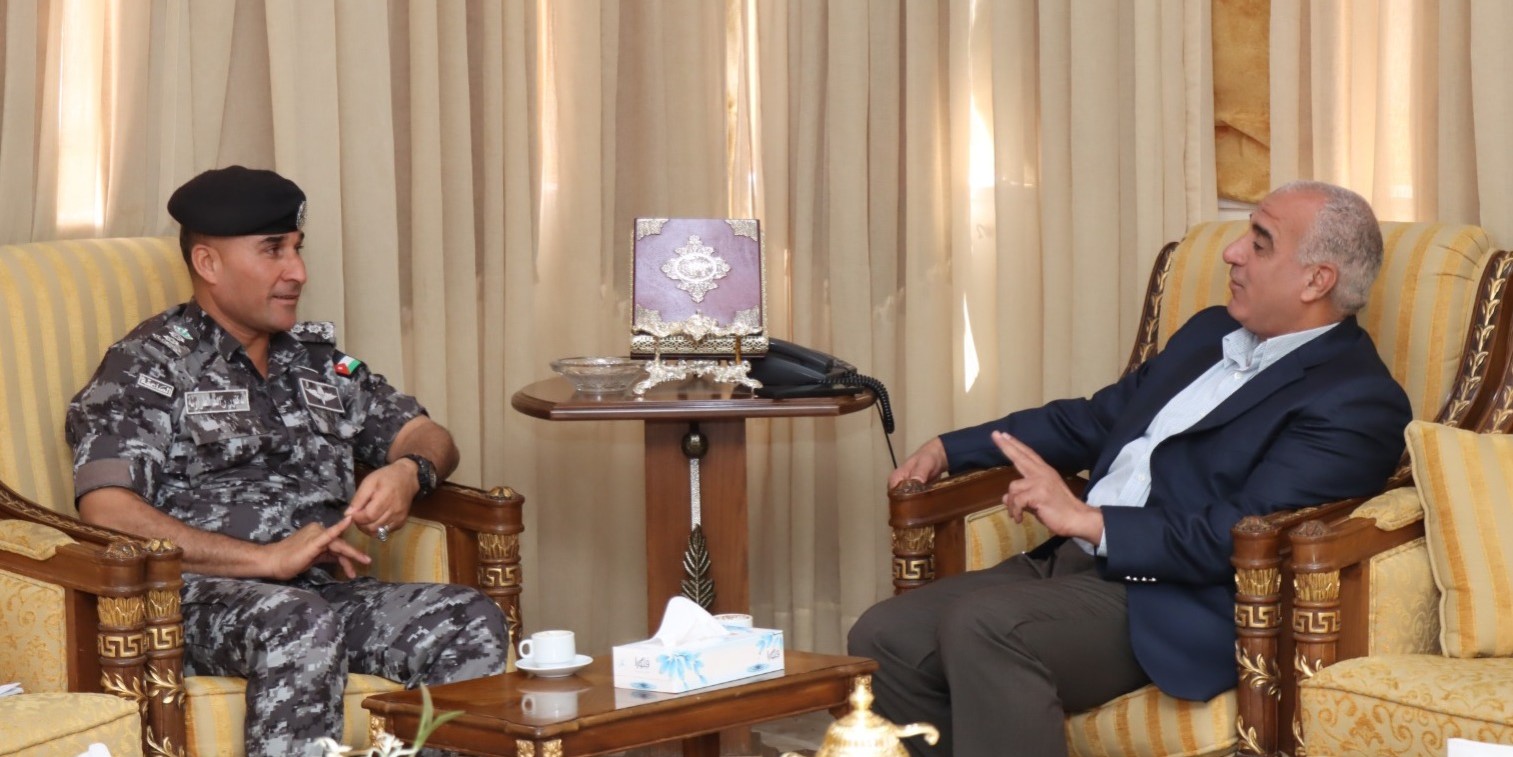  محاضرة بعنوان 